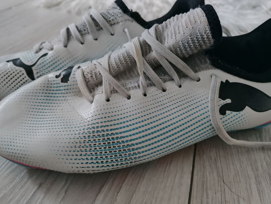 Buty sportowe korki PUMA rozm 38.5 i buty sprandi