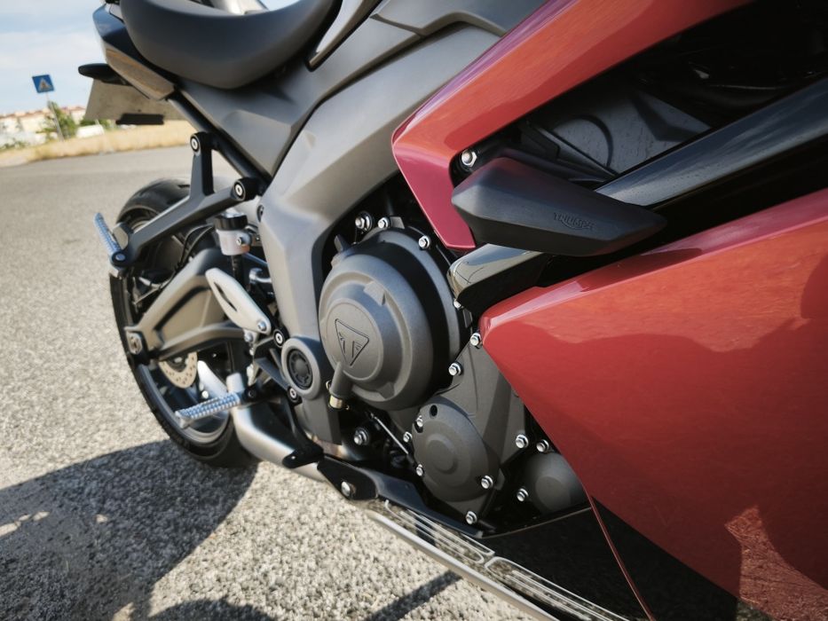 Triumph Daytona 660