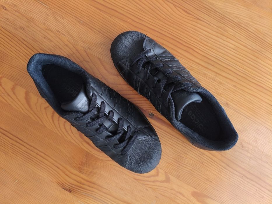 Buty męskie Adidas Superstar r. 39 1/3