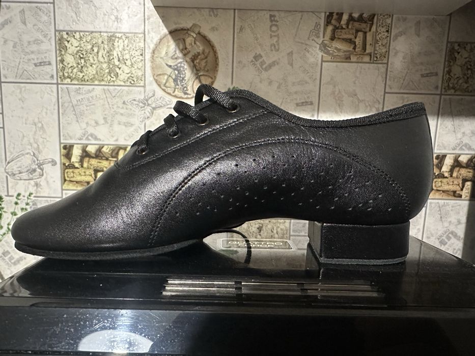 Туфлі для танців для хлопчика