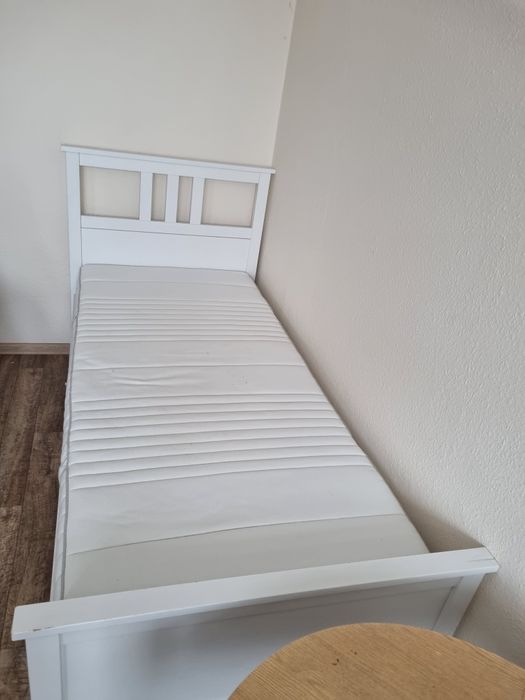 Łóżko Ikea Hemnes