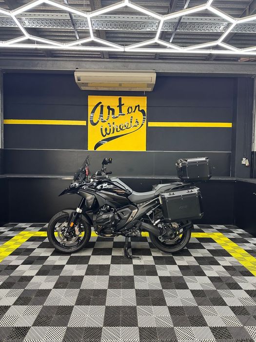 BMW R 1300 GS Triple black