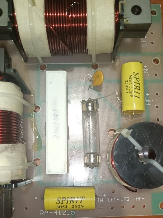 Пасивний кроссовер( аудиофільтр)