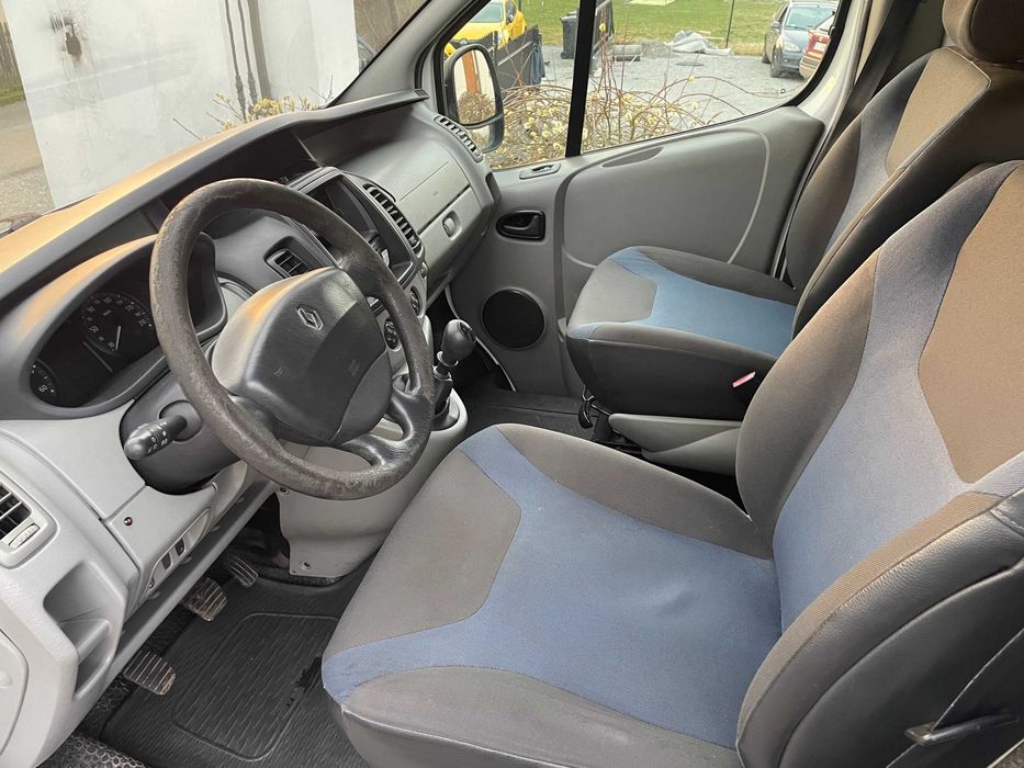 Renault TRAFIC  2.0 dci L2H1 115km 2012 rok