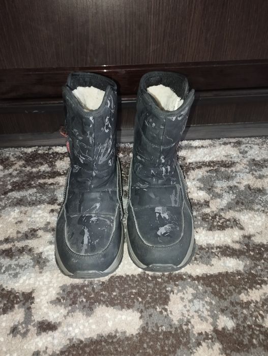 Зимові дутіки на хлопчика