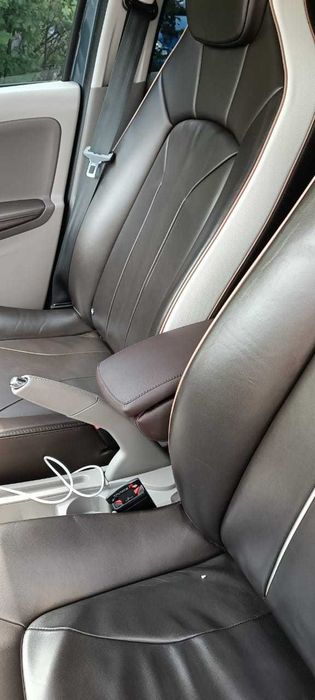 Подлокотник Renault Zoe, Рено Зое