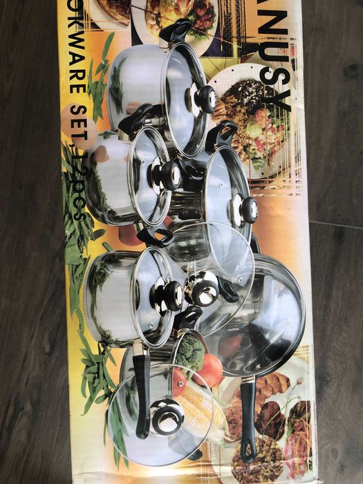 Набор посуды из 12 предметов