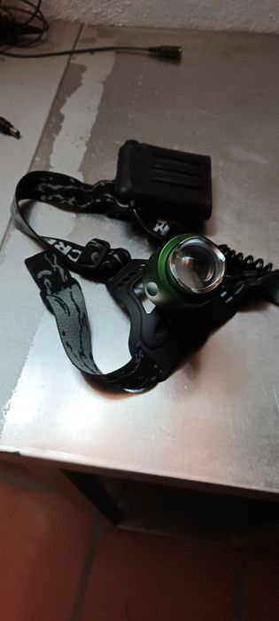 Lanterna Frontal LED