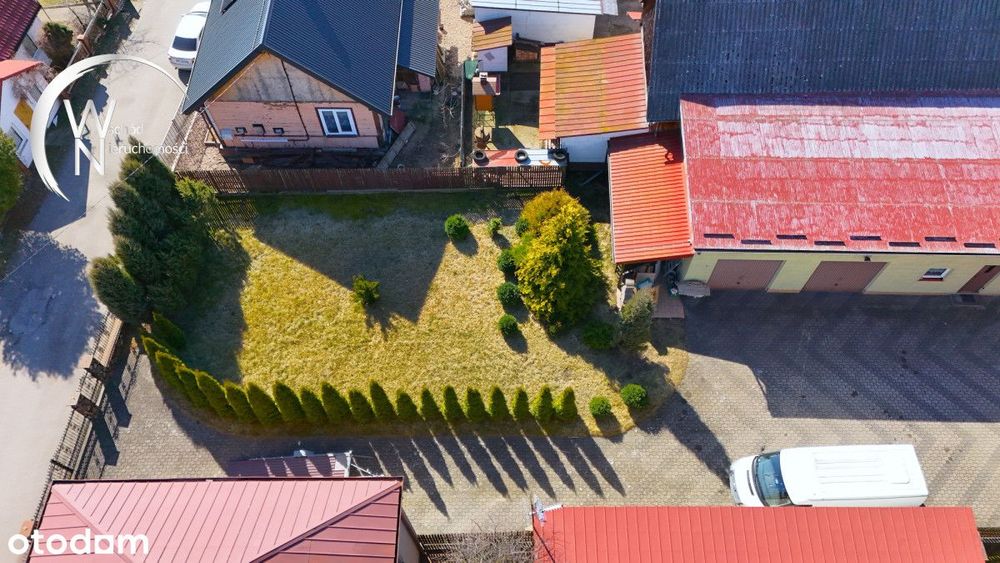Przestronny dom z garażem i ogrodem