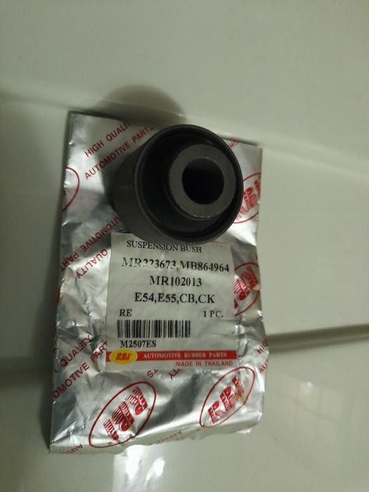 Втулки и сайлентблоки, новые.