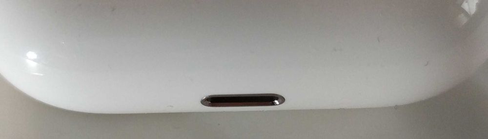 Apple Airpods Pro 1 виробник США як новий зарядний +кейс - ідеал