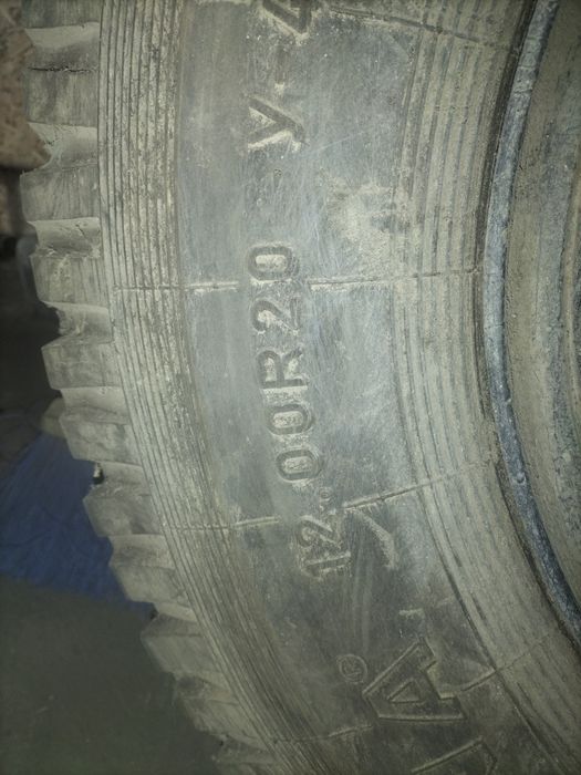 Резіна МАЗ ЗІЛ колеса