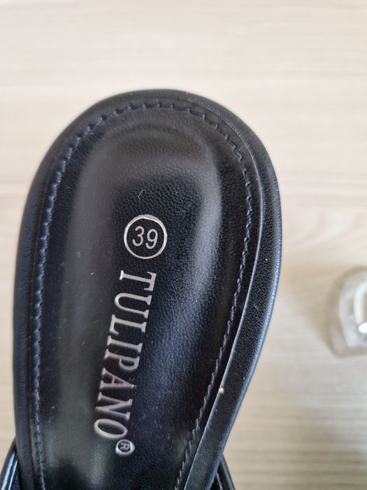 Klapki na obcasie rozmiar 39