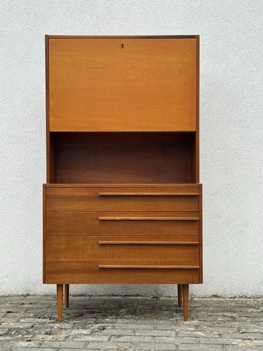 Biblioteczka. Sekretarzyk Czechoslowacja. Prl
