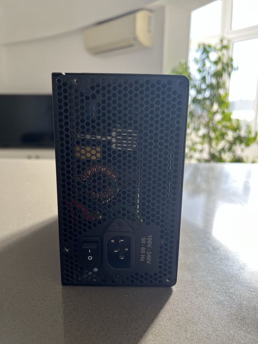 Fonte de alimentacao 1300w