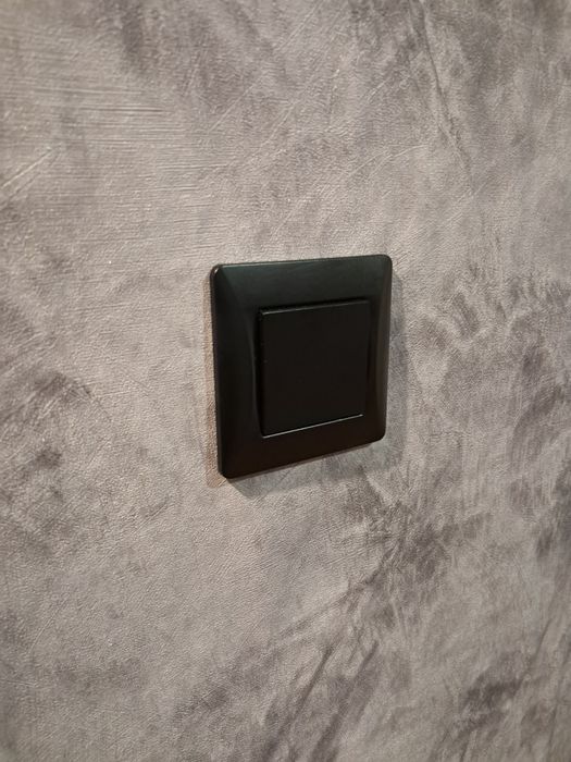 Шпалери вініл на флізеліновій основі.