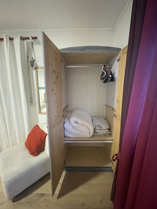 Quarto aluga-se ESPINHO