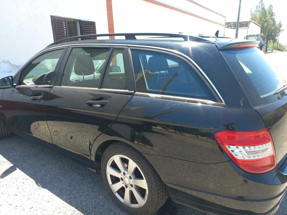 Mercedes-Benz C 200 CDI 2011 – Muito bem estimado