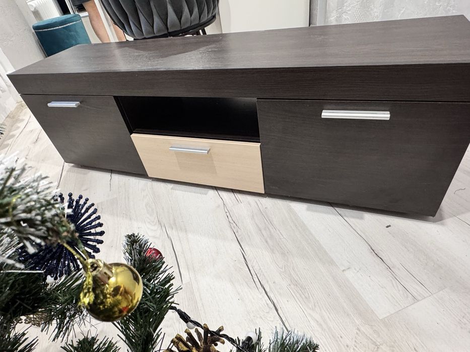 Тумба під телевізор