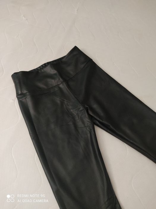 Legginsy Eco skóra M/L wysoki stan