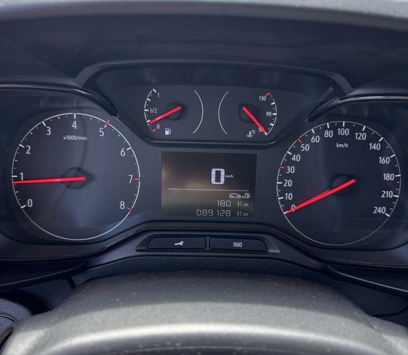 Carrinha Comercial Opel Combo 1.5 CDTi L1H1 Enjoy (3 Lugares) - 89.000 km | Novembro 2019 (Nacional)