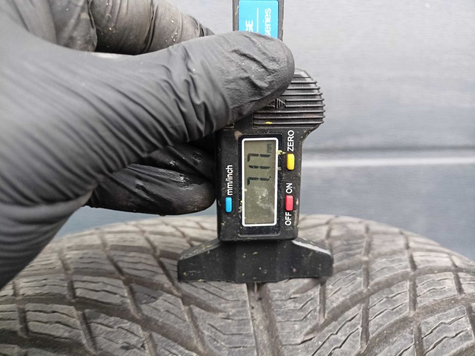 275/35R19 Michelin Pilot Alpin 5 XL para opon zima 7,1mm nr9594