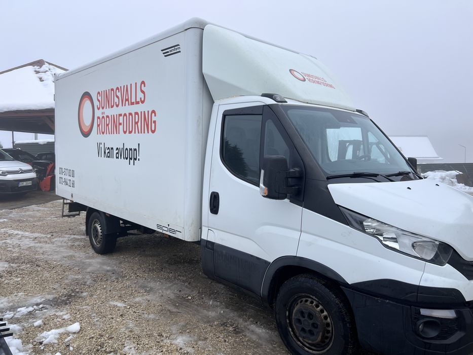 Kontener meblowy iveco daily