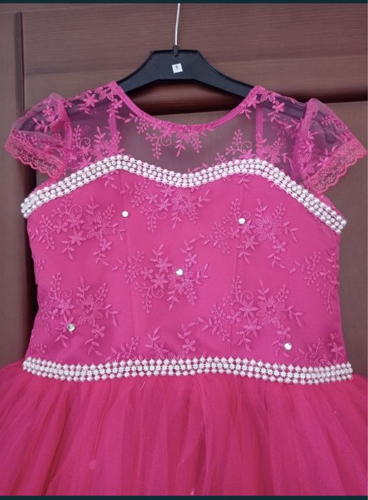 Продам сукню