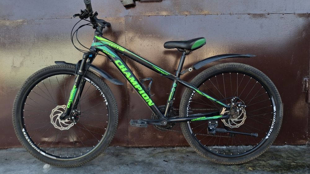 Велосипед Champion алюминиевый 26 в отличном состоянии