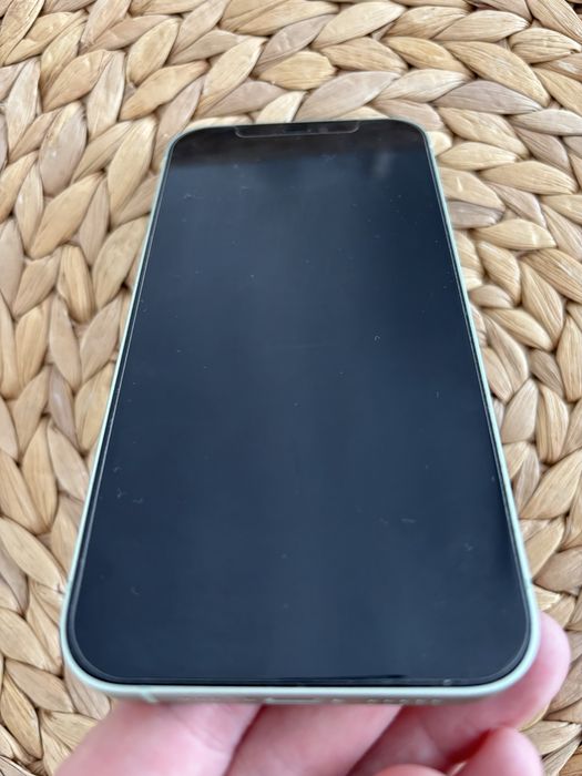 Iphone 12 stan bardzo dobry