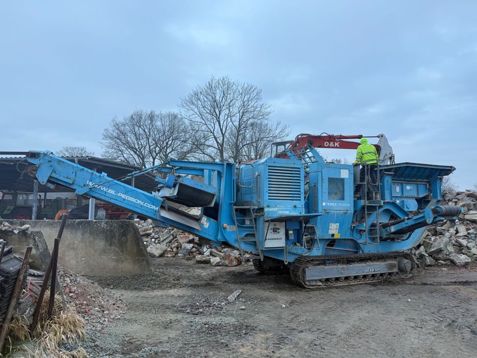 Usługi i wynajem kruszarki i przesiewacza