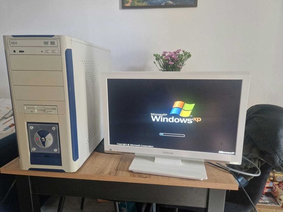 Komputer Retro PC Windows XP - sprawny