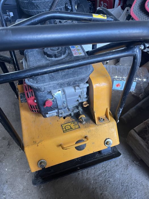 Виброплита HERKULES RP1800