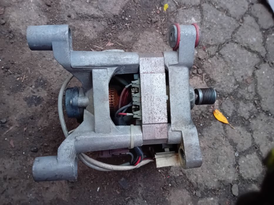 Продам двигун до пральної машинки скло плата