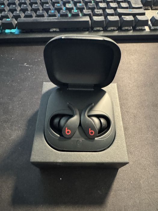 Auriculares Bluetooth BEATS Fit Pro