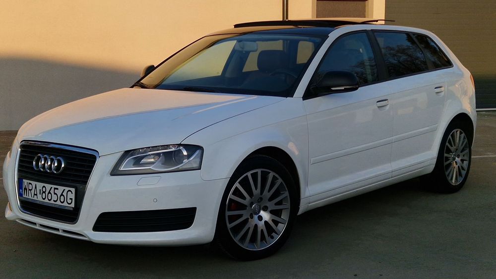 Audi A3 Sportback Audi A3 Sportback 1.8 T • PANORAMA• Skóra • Bixenon * LEDY