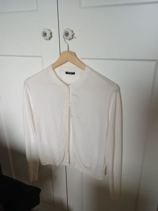 Wełniany sweter ecru Massimo Dutti