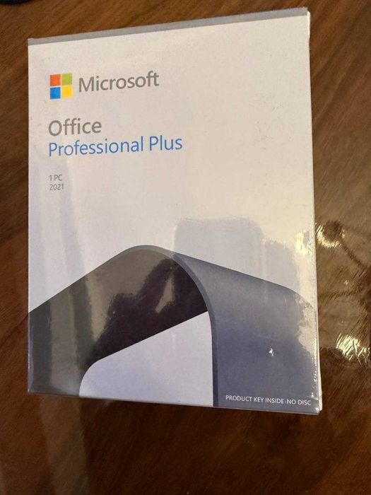 Office 2021 Professional Plus BOX / Licencja dopisuje się do konta MS