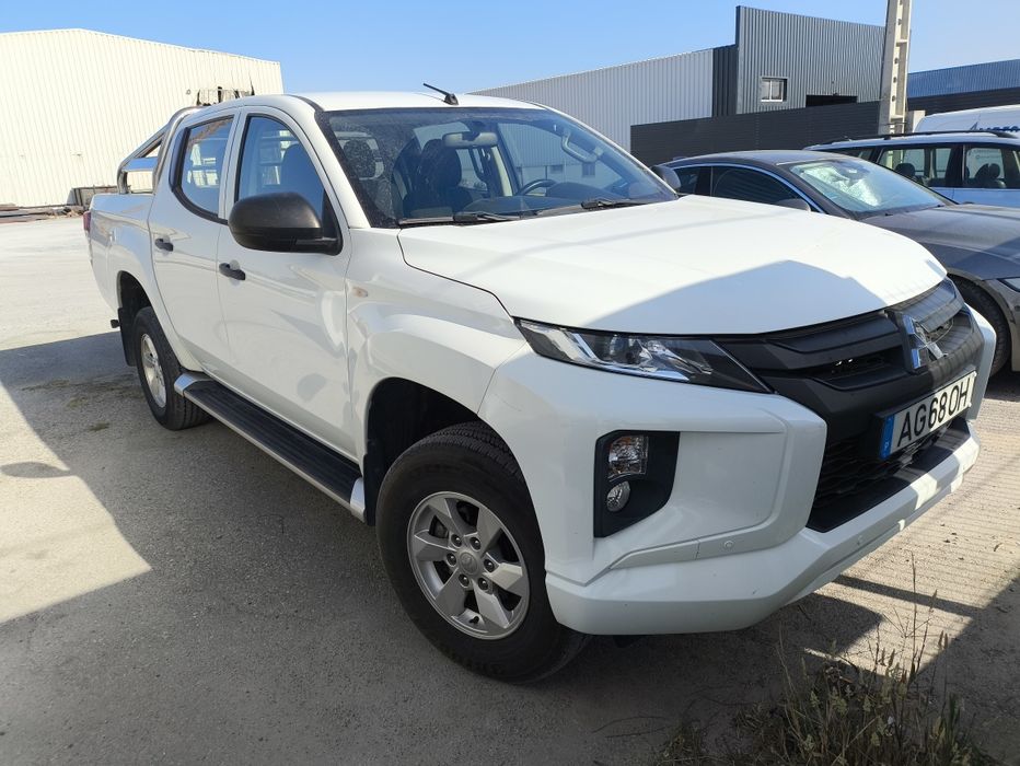 Mitsubishi L200 Strakar 4x2