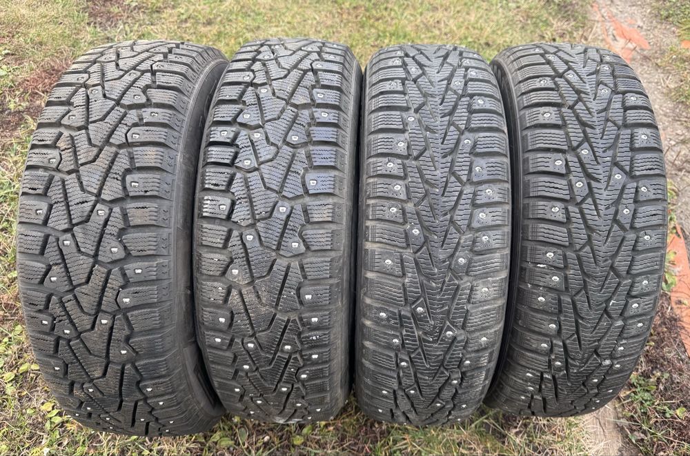 Зимова резина, 185 65 15 Шип Nokian