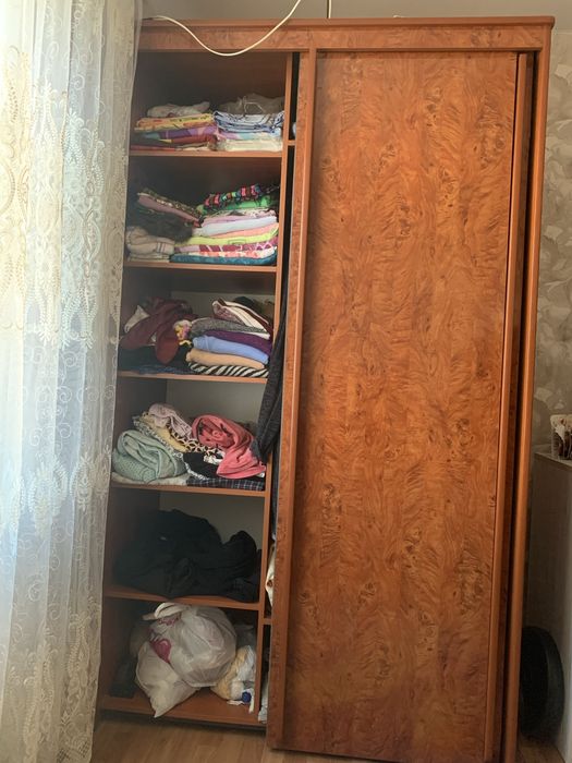 Шафа, Шкаф для одягу в кімнату