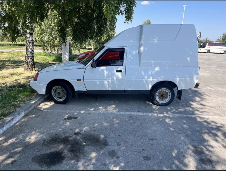 Таврія пикапчик 11055