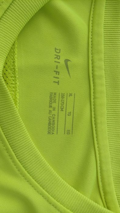 Strój sportowy Nike rozmiar 158 - 170