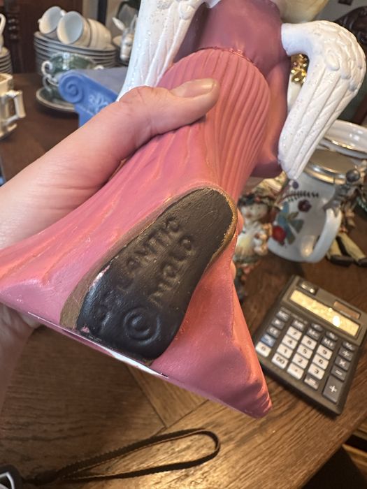 Figurka Anioł sygnowany wysoki grający uszkodzony 1091