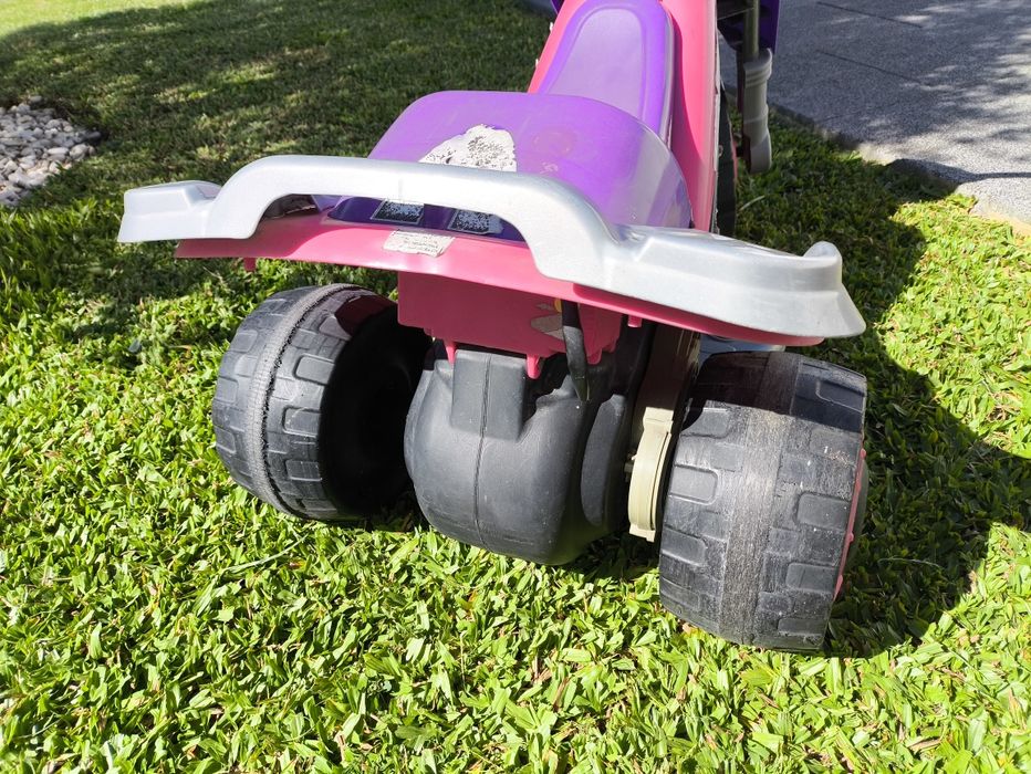 Mota elétrica para criança