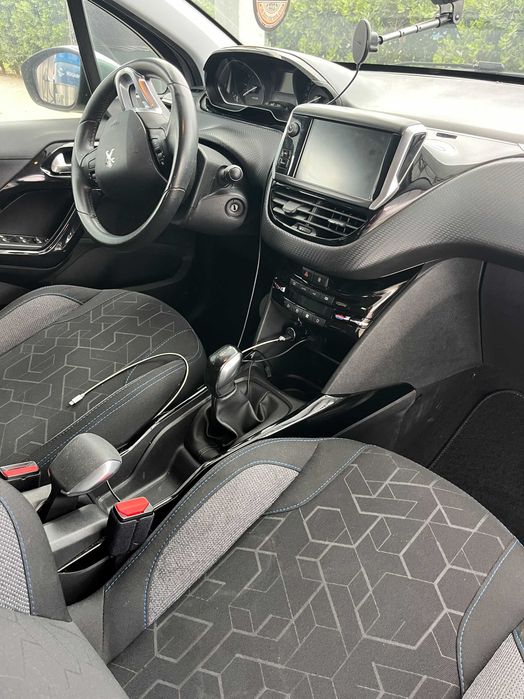 Peugeot 2008 PureTech 82 Style