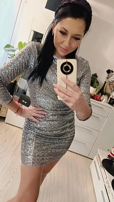 Piękna sexowna sukienka błyszcząca cekiny sylwester andrzejki studniów