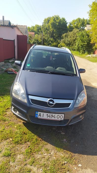 Продам авто опель зафіра б або обміняю на дешевше авто з вашою доплато