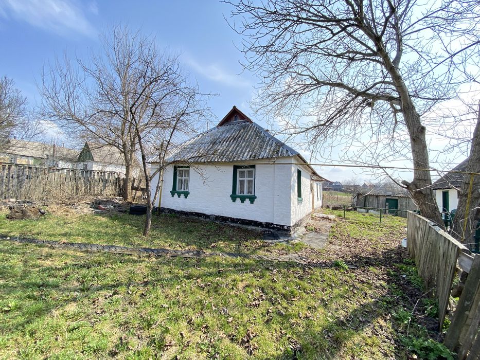 Продаж будинку с Фурси