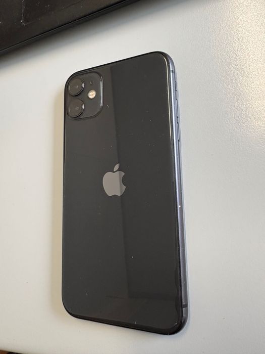 iPhone 11 64GB Preto — Bom Estado — Bateria 79% — Desbloqueado